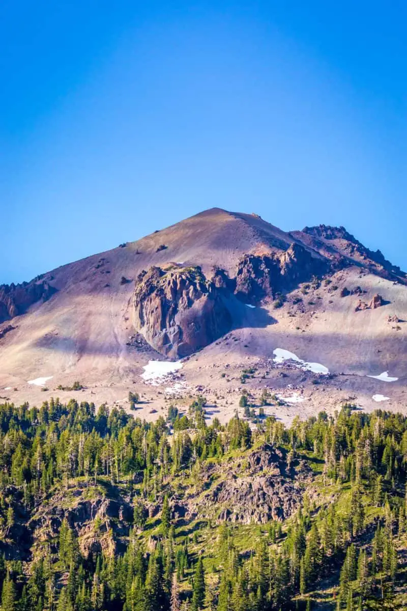 Lassen Peak in Lassen Volcanic National Park California. - California Places, Travel, and News.