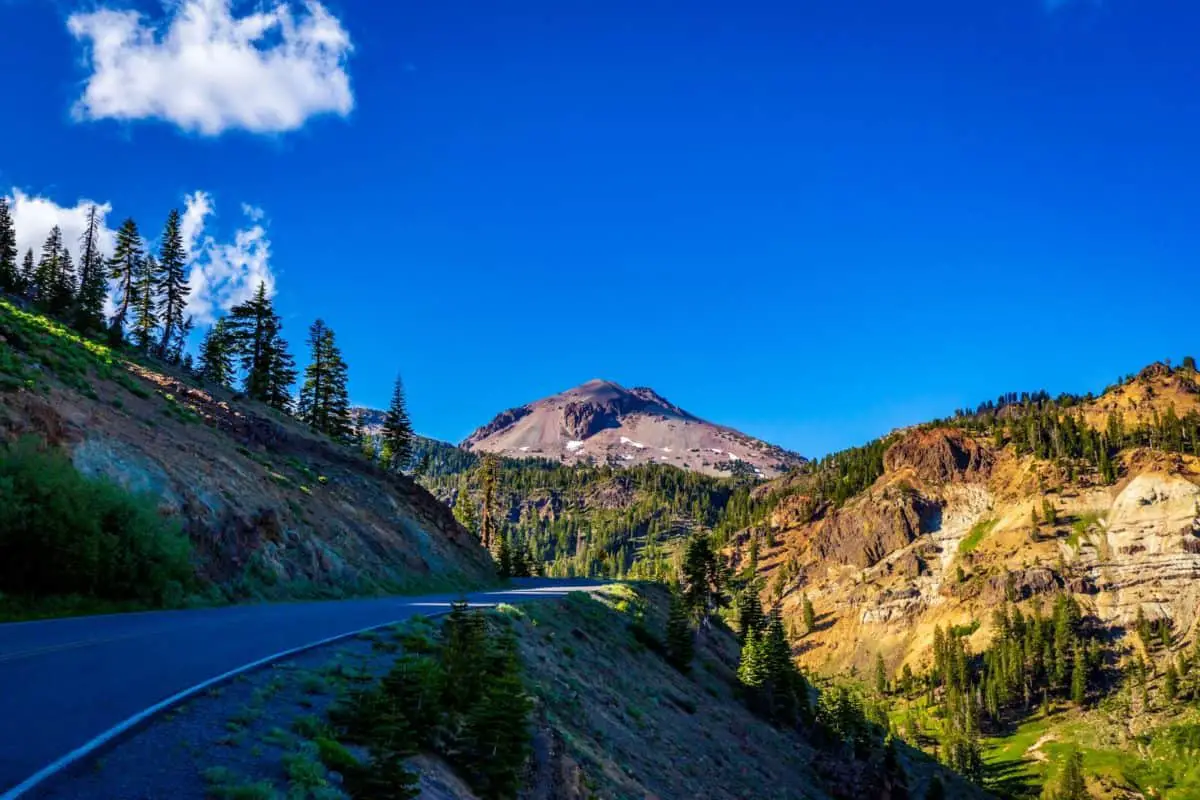 Road view of Lassen Peak in Lassen Volcanic National Park California. - California Places, Travel, and News.