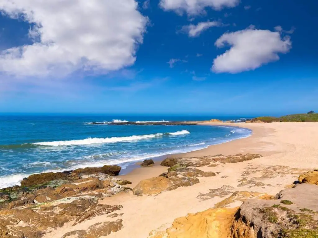 California Bean Hollow State beach in Cabrillo Highway on State Route 1 San Mateo - California Places, Travel, and News.