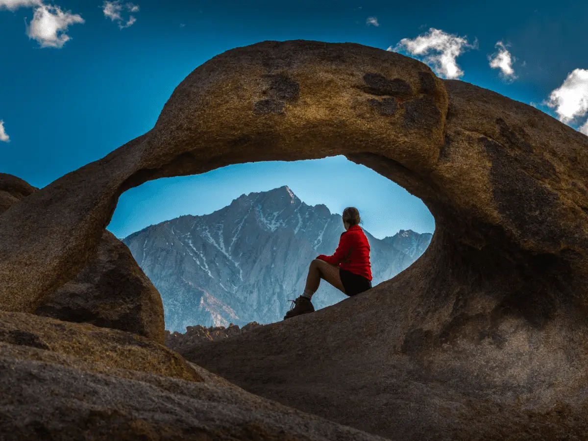 Tourist Mobius Arch Alabama Hills California View - California Places, Travel, and News.
