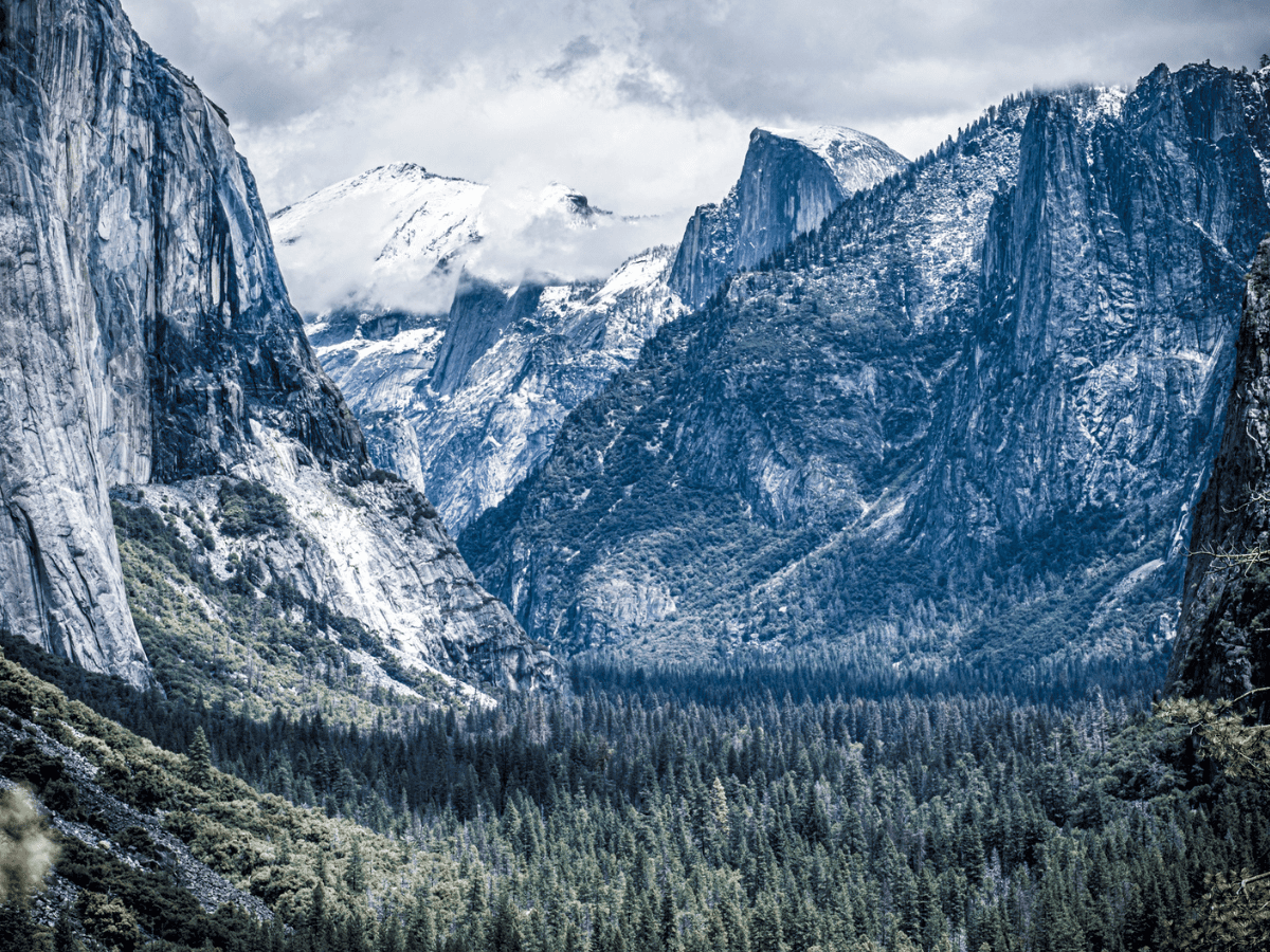 Tunnel View in Yosemite National Park - California Places, Travel, and News.