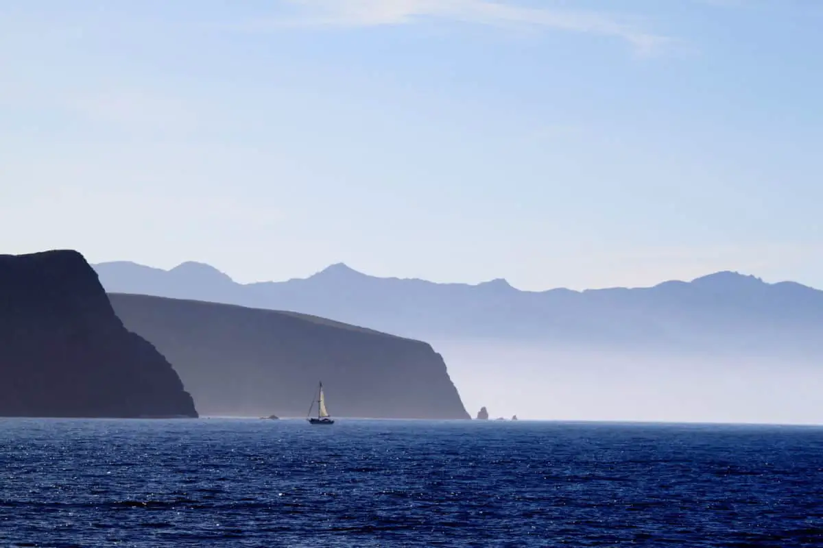 Santa Cruz Island of the cost from Ventura California. - California Places, Travel, and News.