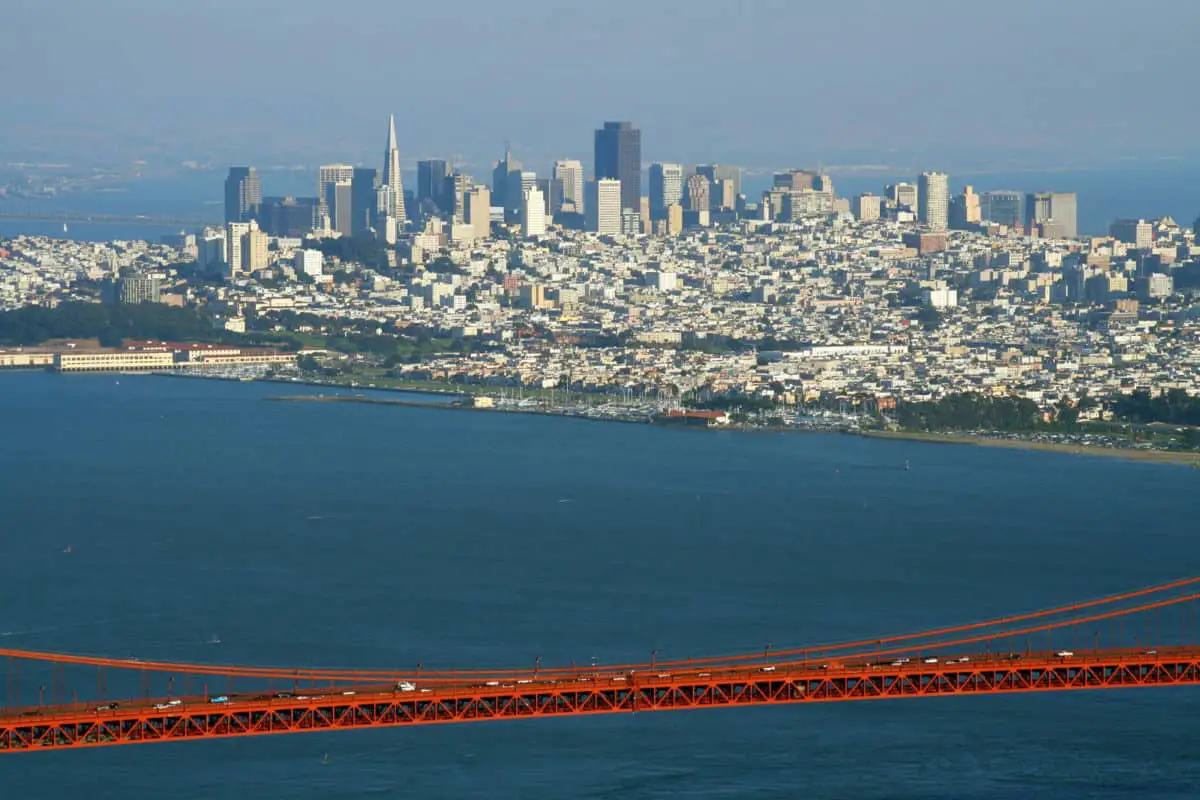 Suspension Bridge With City In The Background Golden Gate Bridge San Francisco Bay San Francisco California Usa. - California View