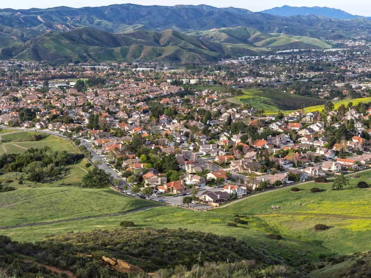 Ventura County Suburban Spring Near Los Angeles - California View