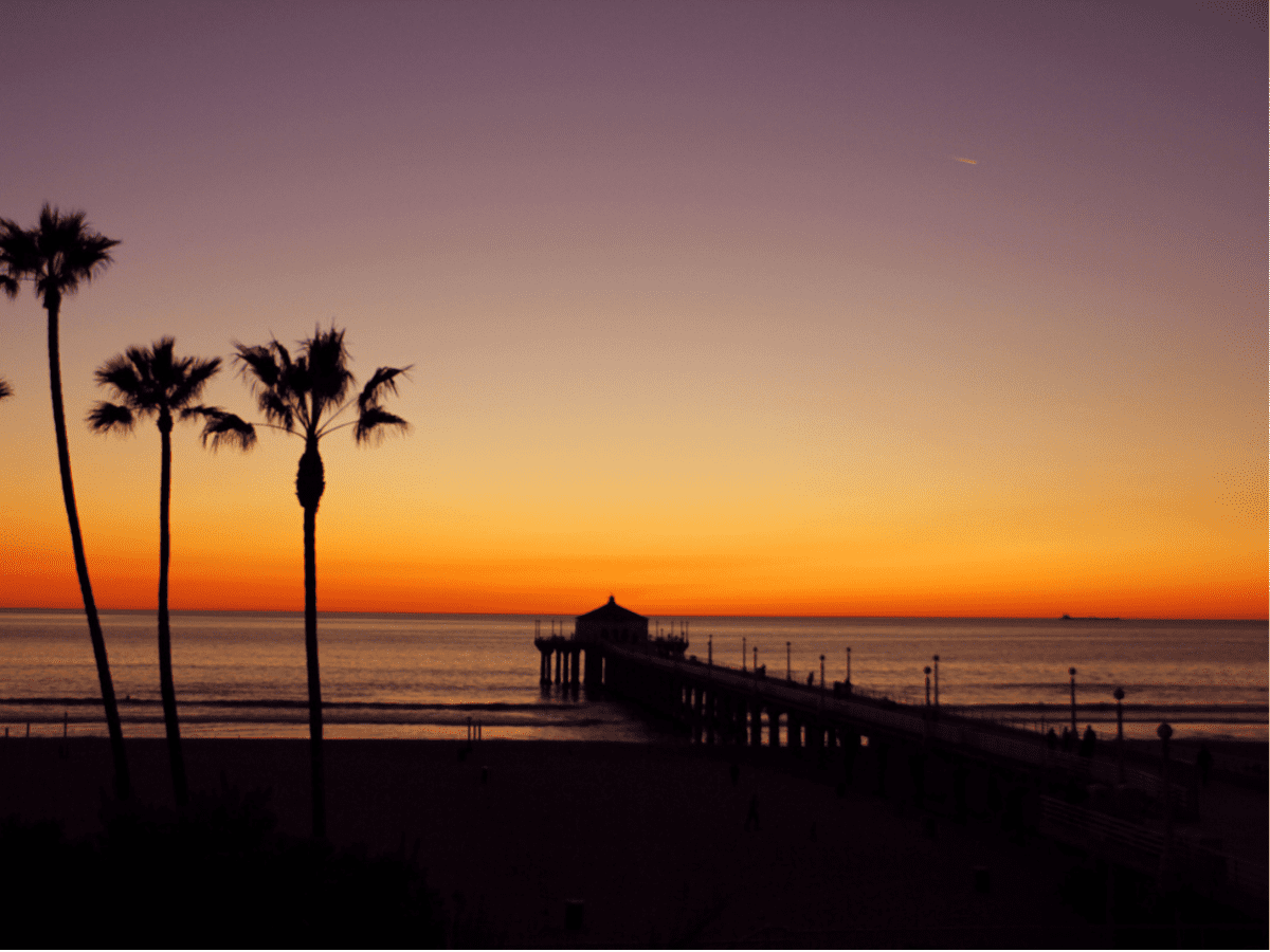 Silhoutte of Manhattan beach - California Places, Travel, and News.