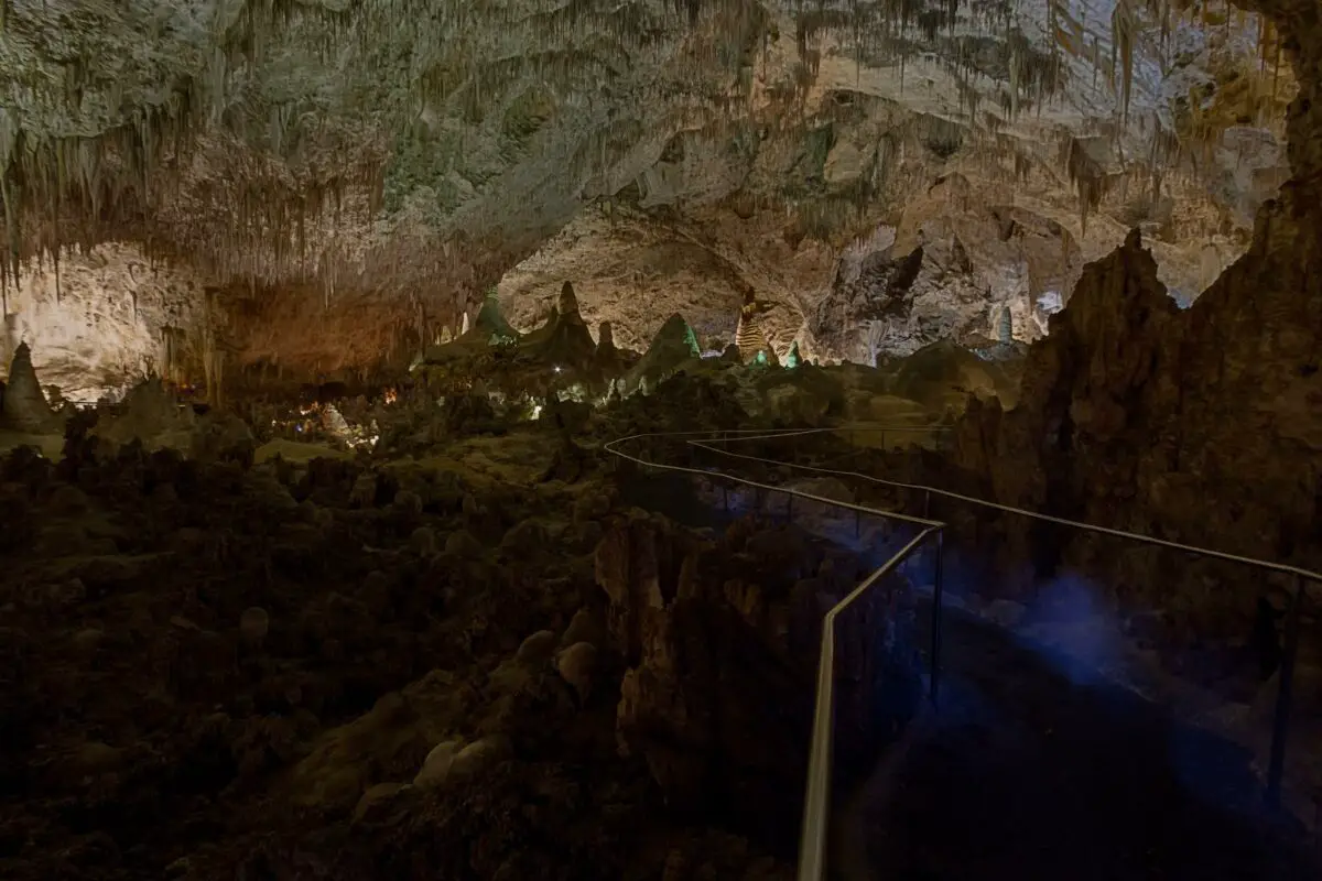 Limestones formations of Guadeloupe Mountains Carlsbad Caverns. - California Places, Travel, and News.