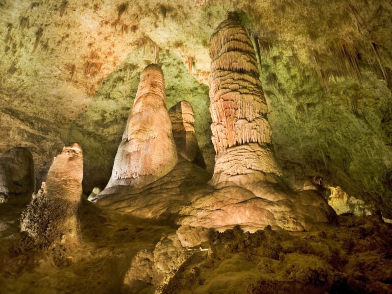 Stalagmites and stalactite in Carlsbad Caverns. - California Places, Travel, and News.