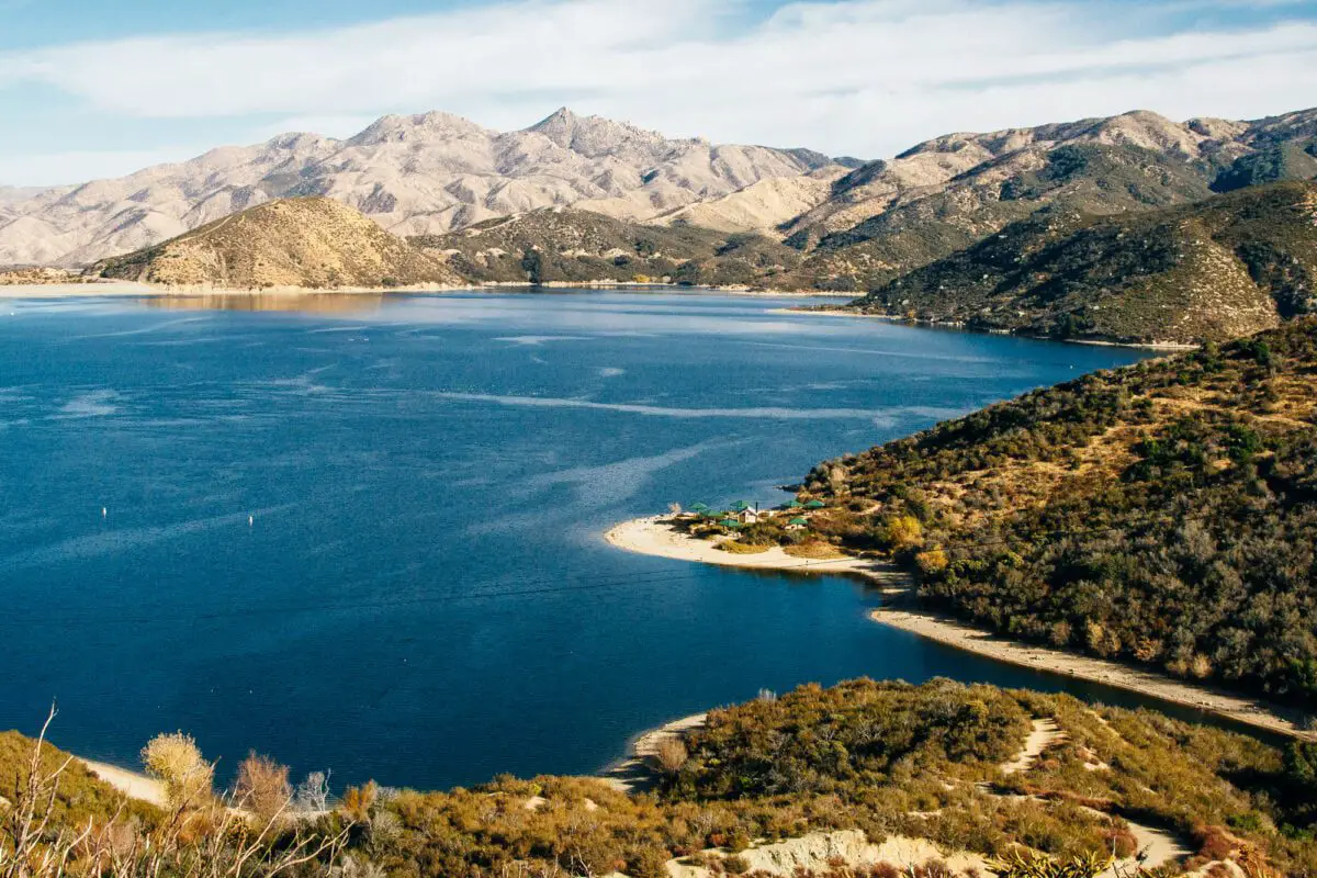 Big Bear Lake in the Southern California mountains - California Places, Travel, and News.