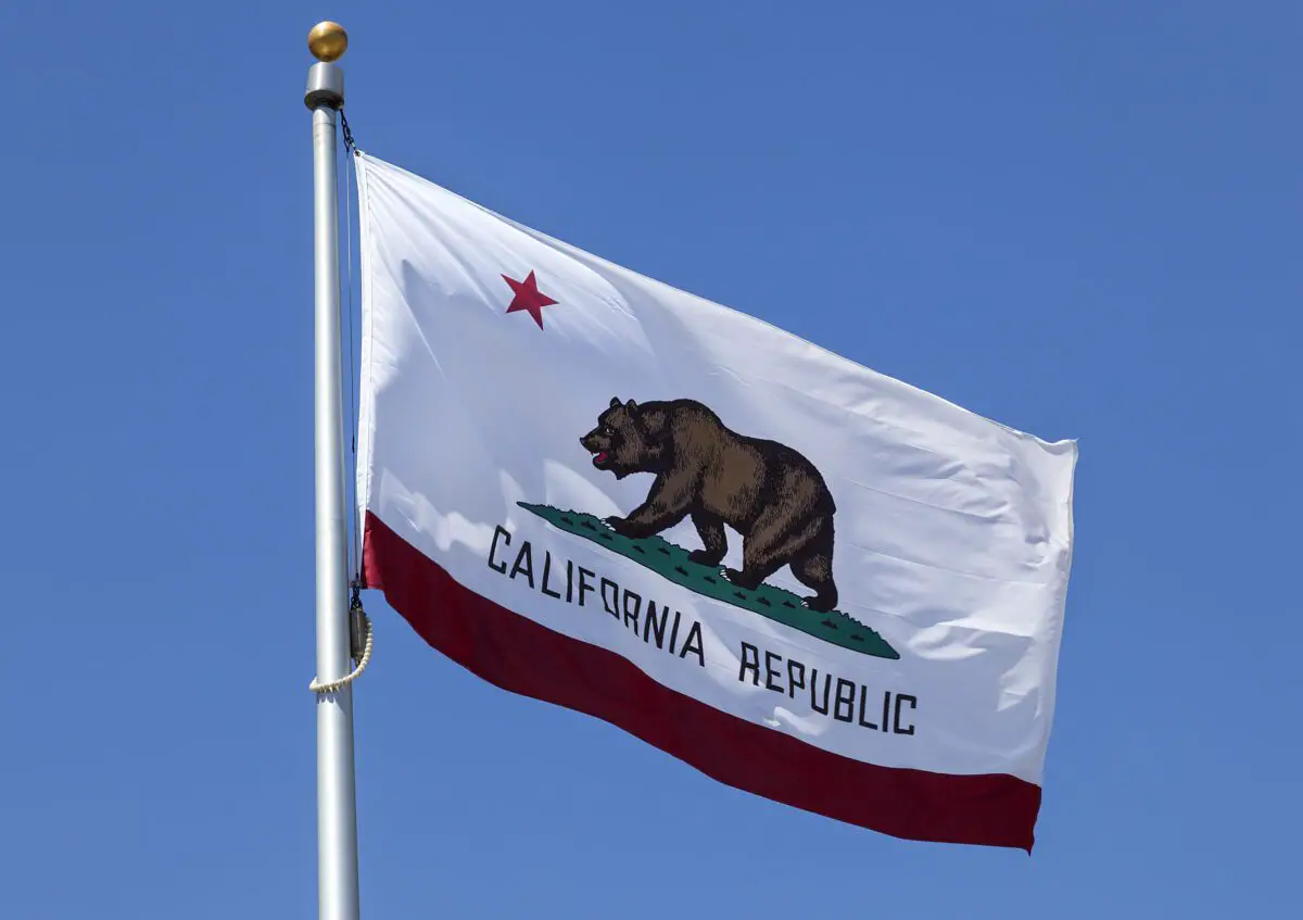 California Republic State Flag - California Places, Travel, and News.