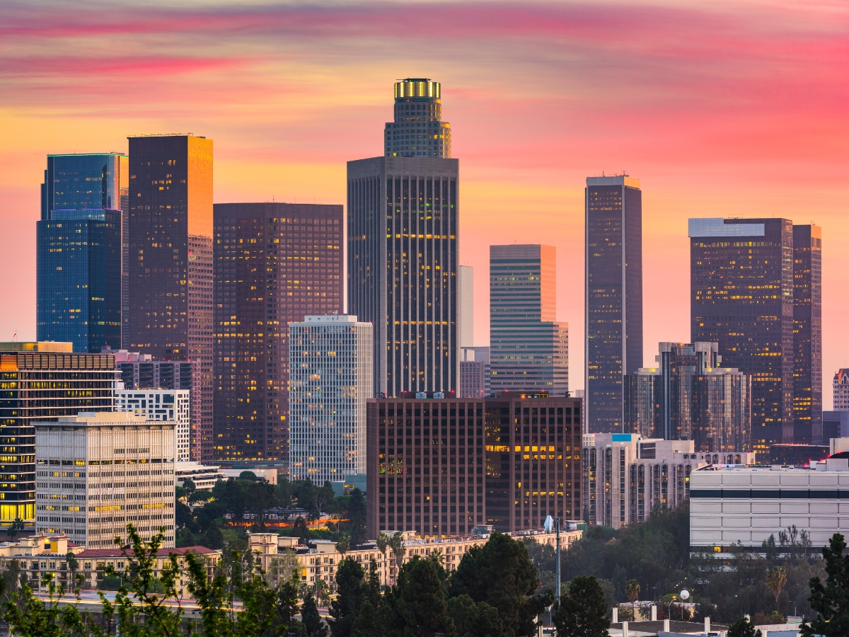 Los Angeles California Skyline - California Places, Travel, and News.