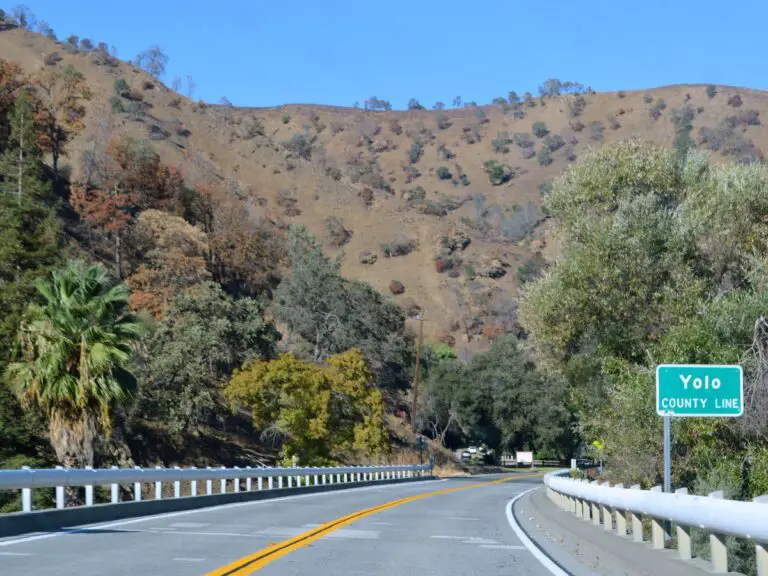 right turn on red light california